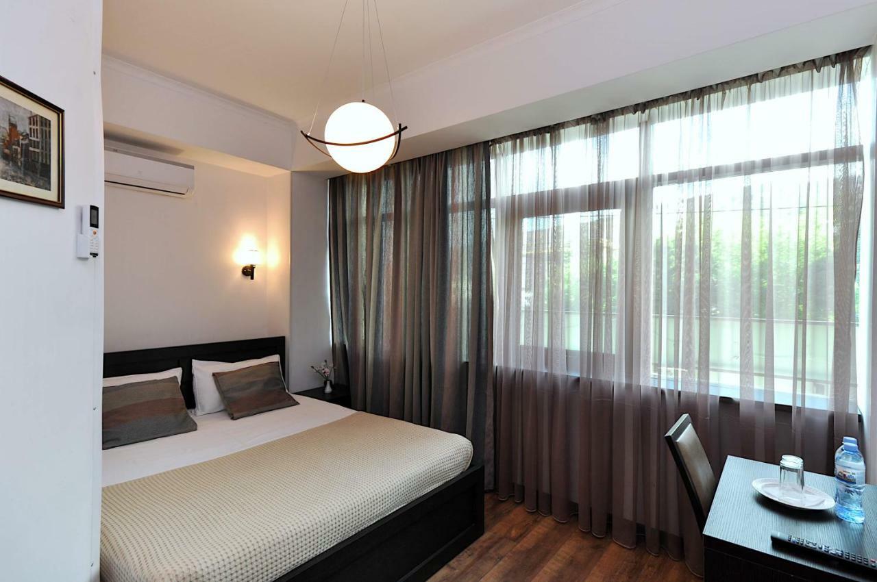 Hotel Tbilisi Check In Exterior foto